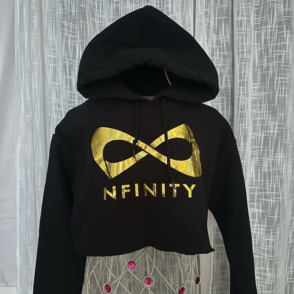Nfinity cropped hoodie - Picture 2 of 5